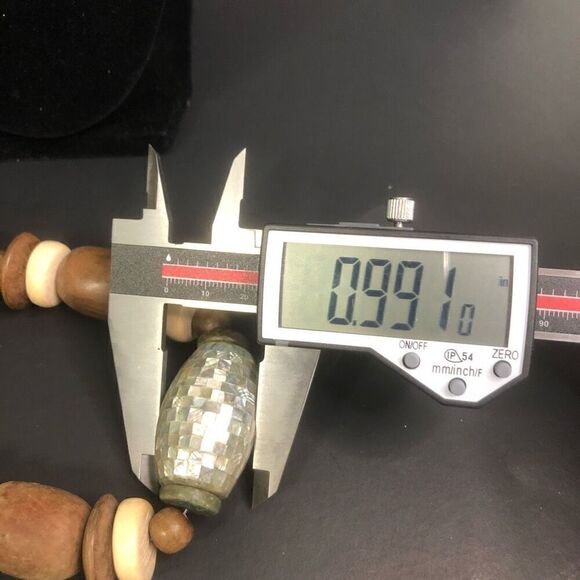 vintage chunky wooden necklace center disco abalone 1 inch bead boho hippie - Picture 6 of 7